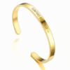Pulsera personalizada acero quirúrgico dorada grabada por Kregalar