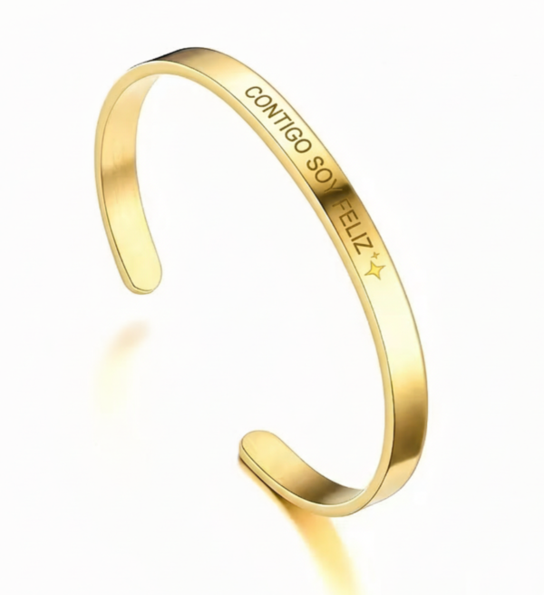 Pulsera personalizada acero quirúrgico dorada grabada por Kregalar
